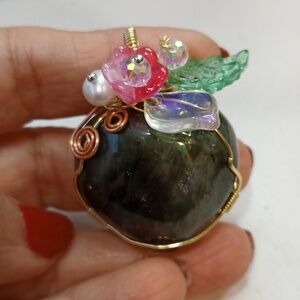 Flashy Labradorite Natural Stone Spectrolite Pendant Wire wrapped Artisan